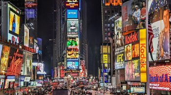 Pengertian Iklan: Karakteristik, Keputusan Utama dan Tujuan Perilkanan