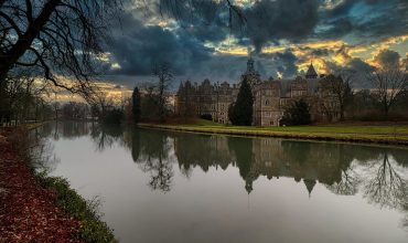 castle, moat, nature, water, castle moat, riverbank, fortress, old, masonry, brick, middle ages